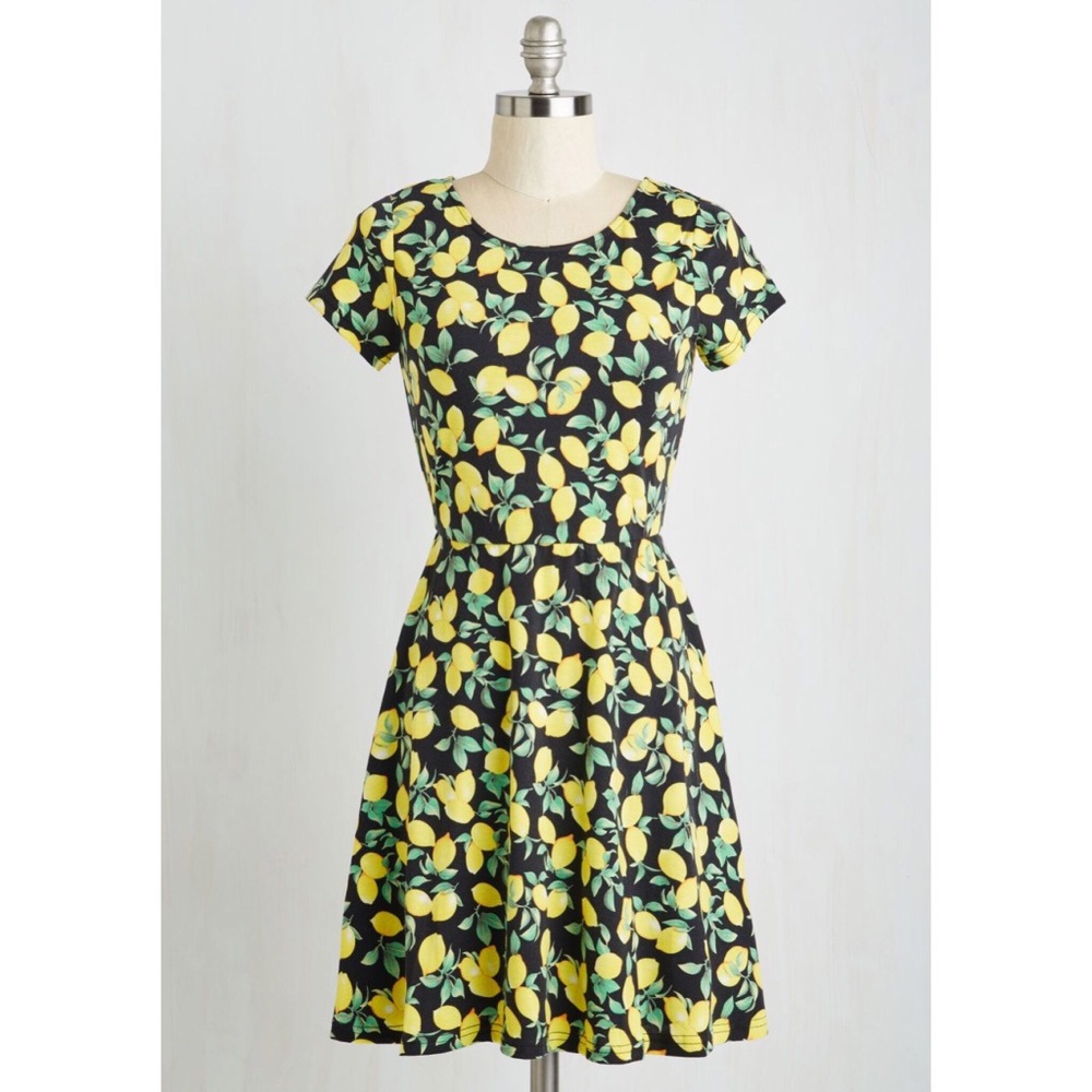 “When Life Gives you Loveliness” Lemon Dress